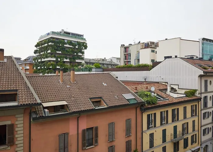 Corso Garibaldi Shopping Center, Art E Shopping